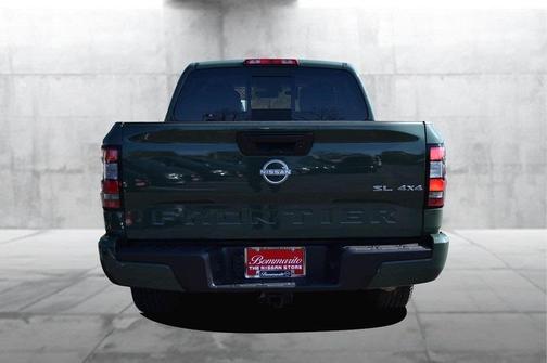 2024 Nissan Frontier SL