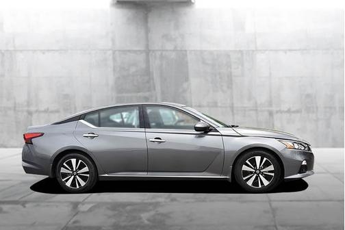 2022 Nissan Altima 2.5 SL