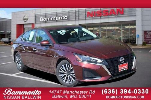 Garnet Pearl Me 2025 Nissan Altima SV