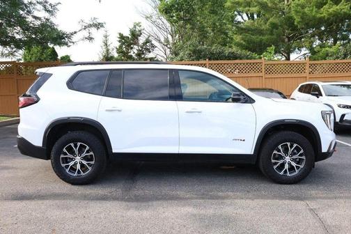 Summit White 2025 GMC Acadia AT4