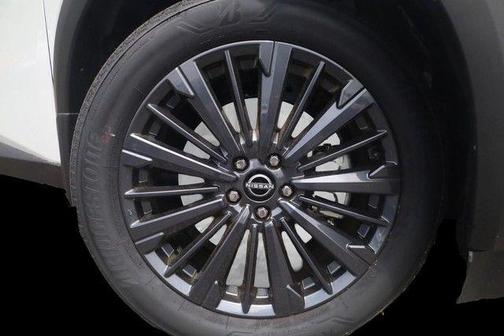 Everest White P 2026 Nissan Pathfinder SL
