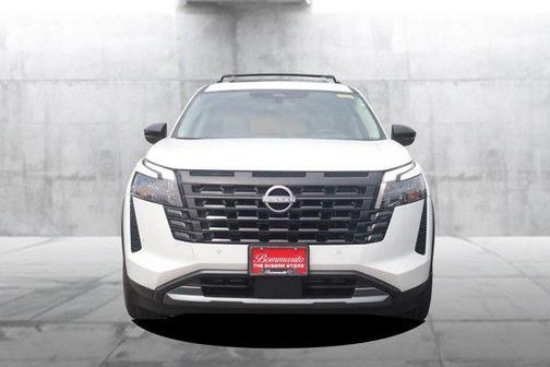 Everest White P 2026 Nissan Pathfinder SL