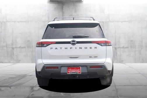 Everest White P 2026 Nissan Pathfinder SL