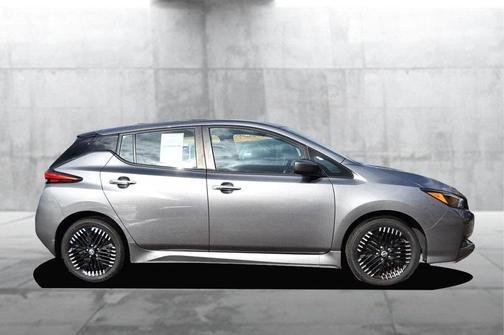 2024 Nissan Leaf SV PLUS