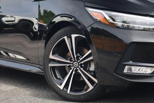 Black 2023 Nissan Sentra SR