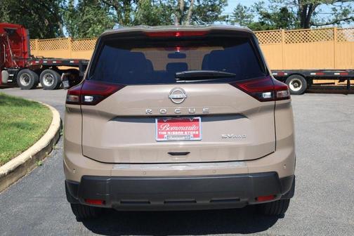 Baja Storm 2024 Nissan Rogue SV