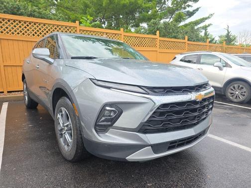 Sterling Gray Metallic 2025 Chevrolet Blazer LT