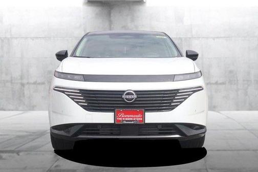 White / Black 2026 Nissan Murano Platinum