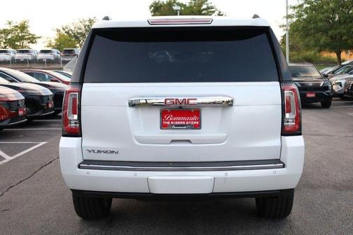 White Frost 2018 GMC Yukon Denali