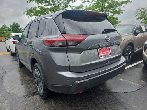 Gun Metallic 2025 Nissan Rogue SV