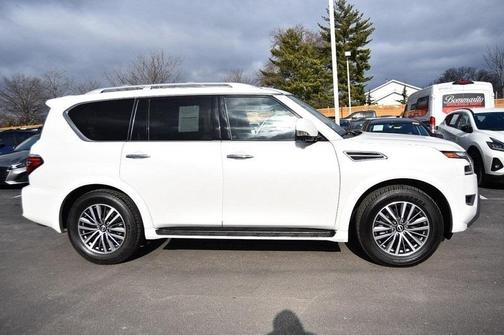 2024 Nissan Armada SL