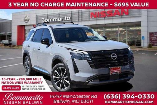 Boulder Gray Metallic 2026 Nissan Pathfinder Platinum