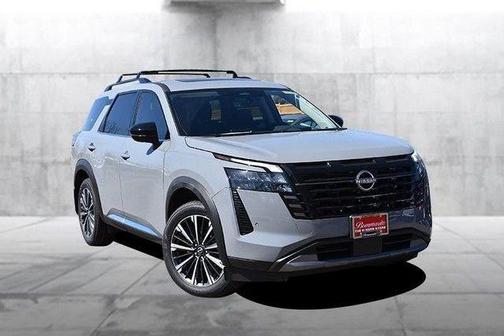 Boulder Gray Metallic 2026 Nissan Pathfinder Platinum