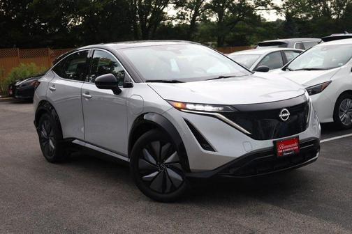 Brilliant Silver Metallic 2023 Nissan ARIYA ENGAGE