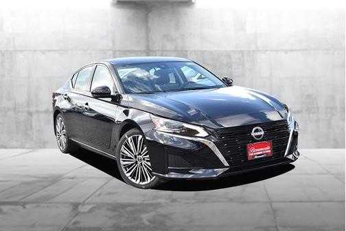 2025 Nissan Altima SL