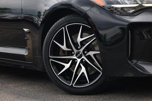 Aurora Black 2022 Kia Stinger GT-Line
