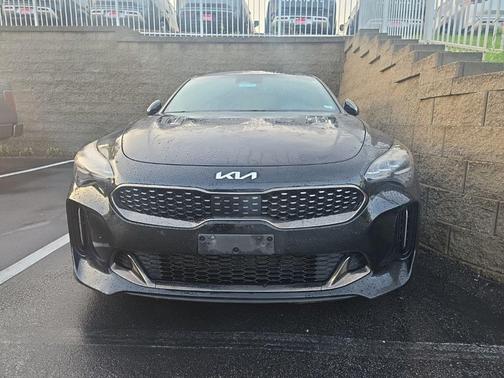 Aurora Black 2022 Kia Stinger GT-Line