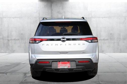 Brilliant Silver Metallic 2025 Nissan Pathfinder SV