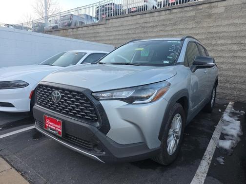 2025 Toyota Corolla Cross LE