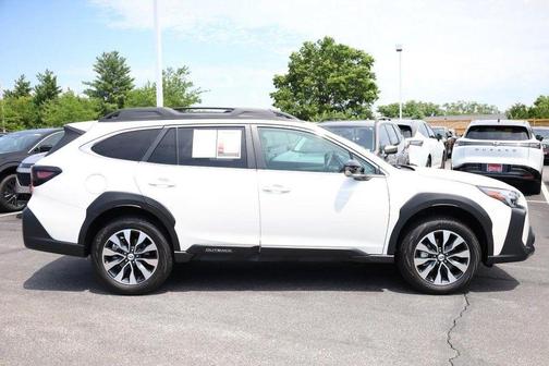 Crystal White Pearl 2024 Subaru Outback Limited
