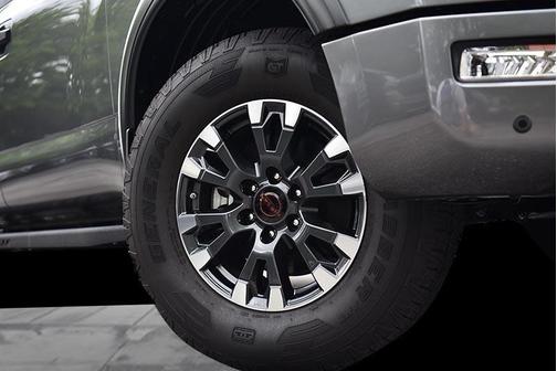 2024 Nissan Titan PRO-4X
