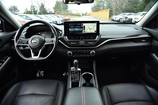 2023 Nissan Altima 2.5 SR