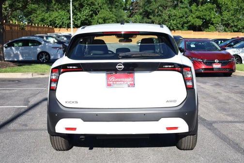 Fresh Powder 2026 Nissan Kicks S
