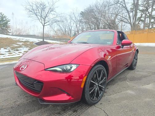 2024 Mazda MX-5 Miata RF Grand Touring