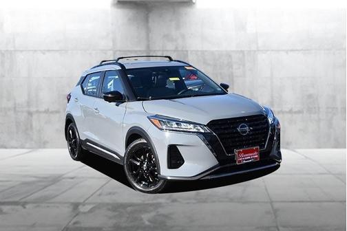 2021 Nissan Kicks SR