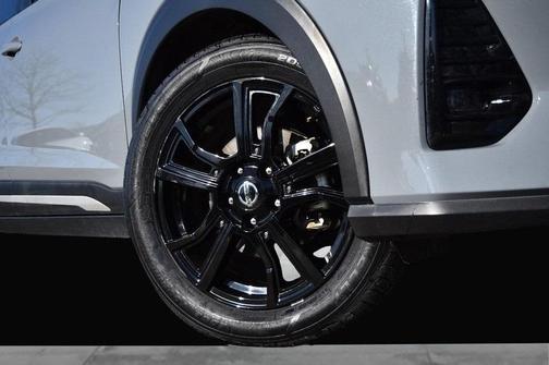 2021 Nissan Kicks SR