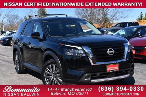 2025 Nissan Pathfinder SL