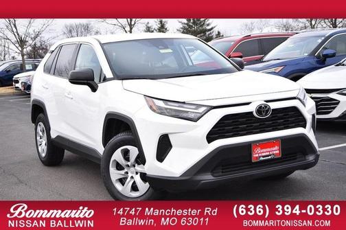 2024 Toyota RAV4 LE
