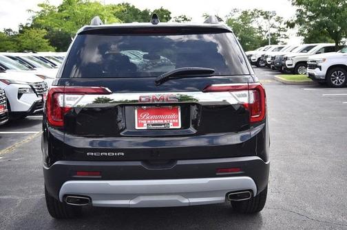 2022 GMC Acadia SLT