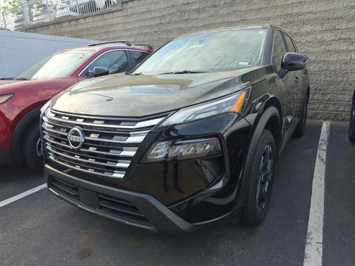 Super Black 2025 Nissan Rogue SV