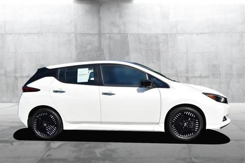 2024 Nissan Leaf SV PLUS