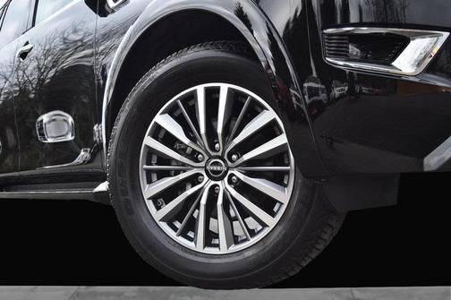 2024 Nissan Armada SL