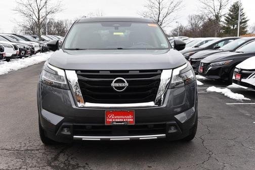 2022 Nissan Pathfinder Platinum