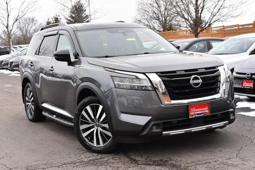 2022 Nissan Pathfinder Platinum