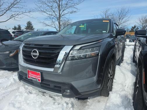 2022 Nissan Pathfinder Platinum