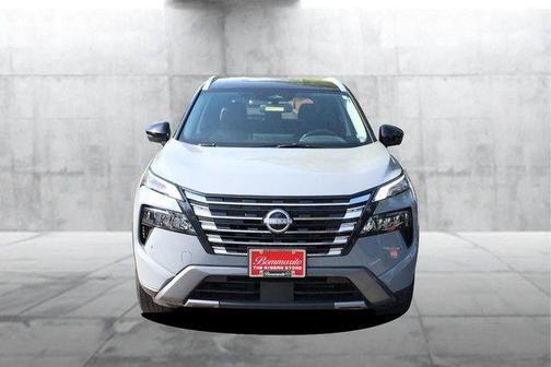Boulder Gray Pearl / Super Black 2025 Nissan Rogue SL