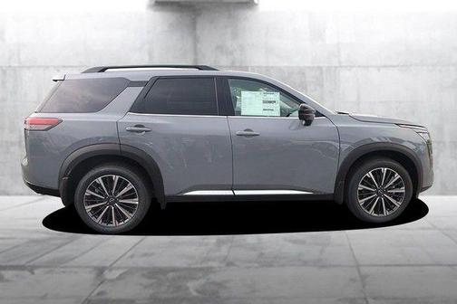 Boulder Gray Metallic 2026 Nissan Pathfinder Platinum
