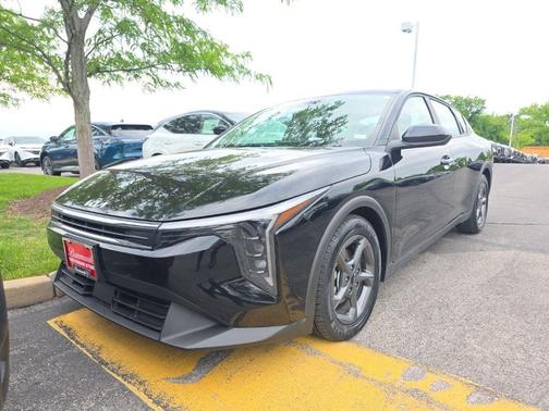 Aurora Black 2025 Kia K4