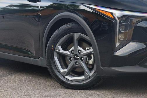 Aurora Black 2025 Kia K4