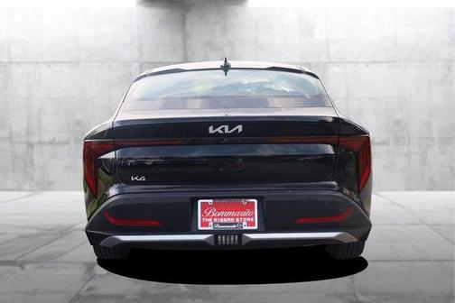 Aurora Black 2025 Kia K4