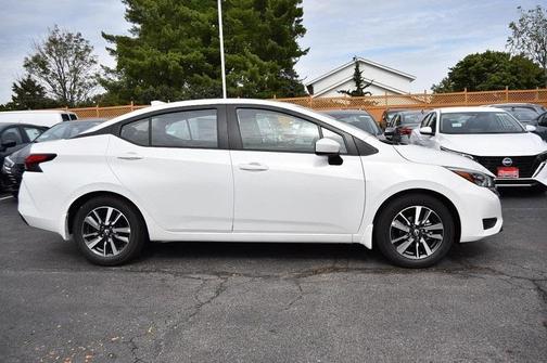 2025 Nissan Versa 1.6 SV
