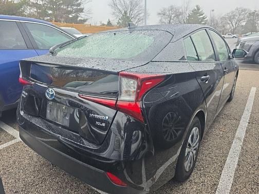 2019 Toyota Prius XLE