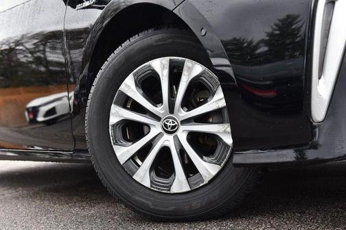 2019 Toyota Prius XLE