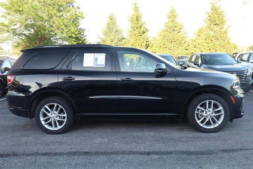 Black Clearcoat 2025 Dodge Durango GT