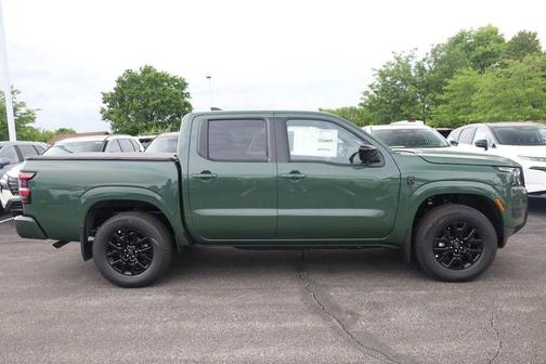 Green 2026 Nissan Frontier SV