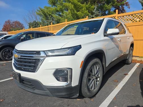 2022 Chevrolet Traverse LT Cloth